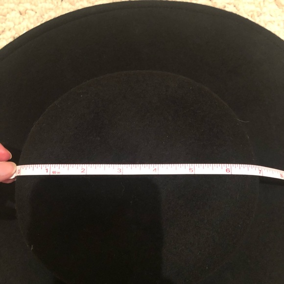 100% wool black hat worn from urban outfitters - Picture 9 of 10